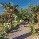 Two-Bedroom Apartment In Barban-Rebici *