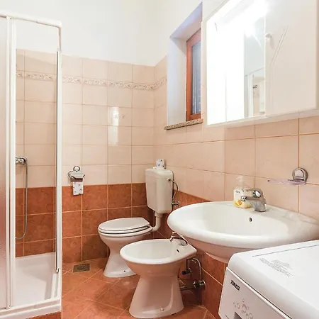 Apartment Gorgeous Apartment In Barban-Rebici With Kitchen